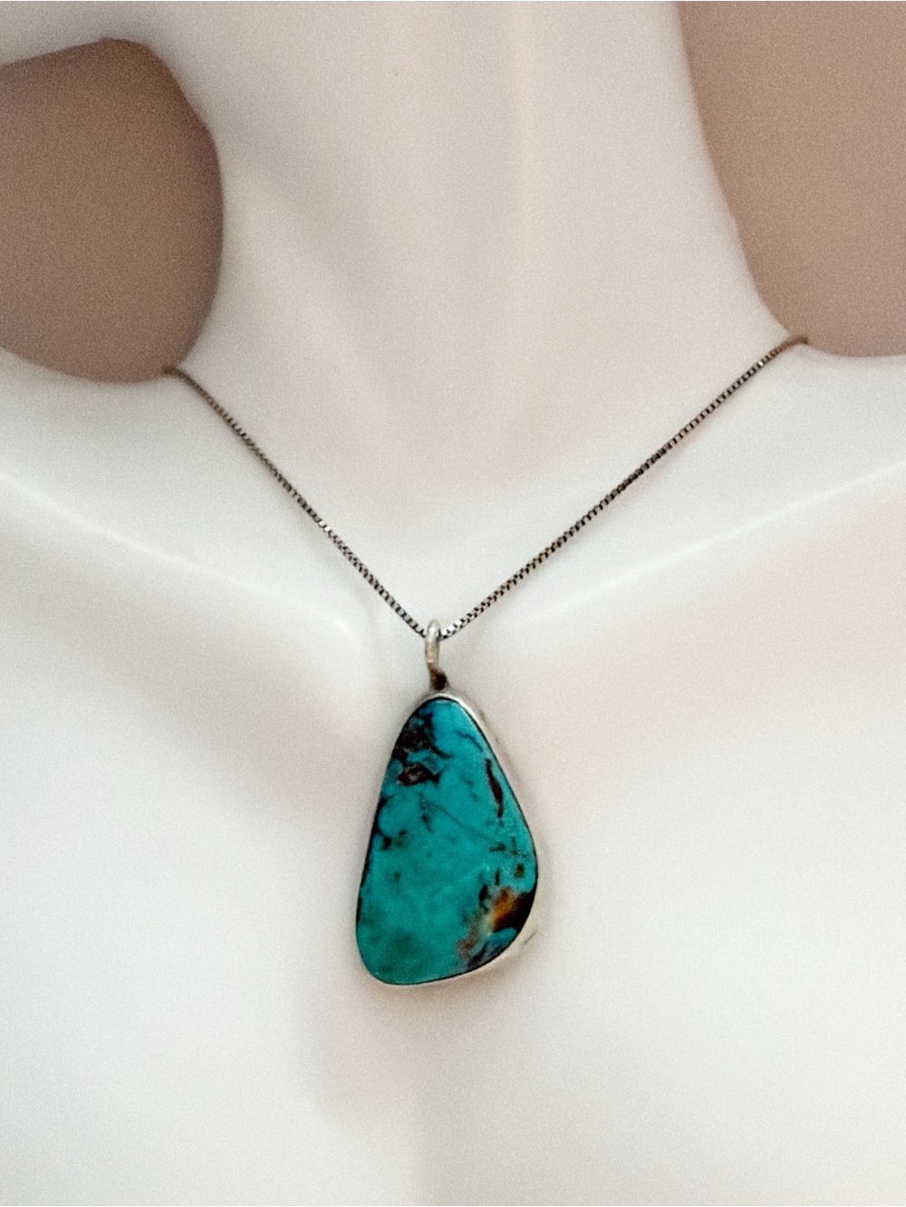 Vintage Southwestern Turquoise Teardrop Pendant Sterling Silver Necklace
